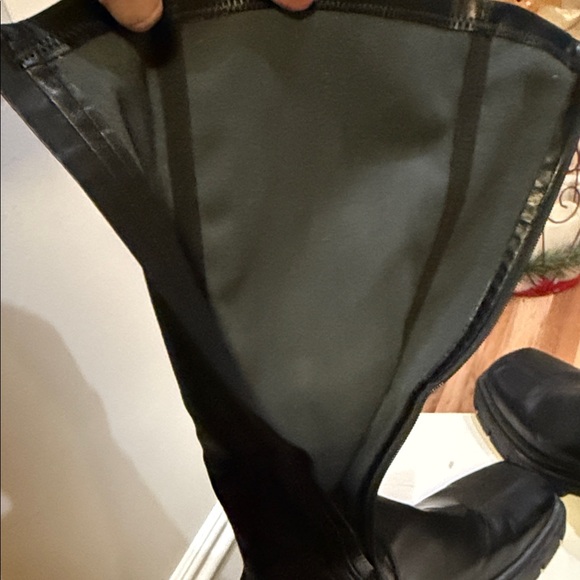 Women's Faux Tall Leather Boots black platform - Picture 6 of 10